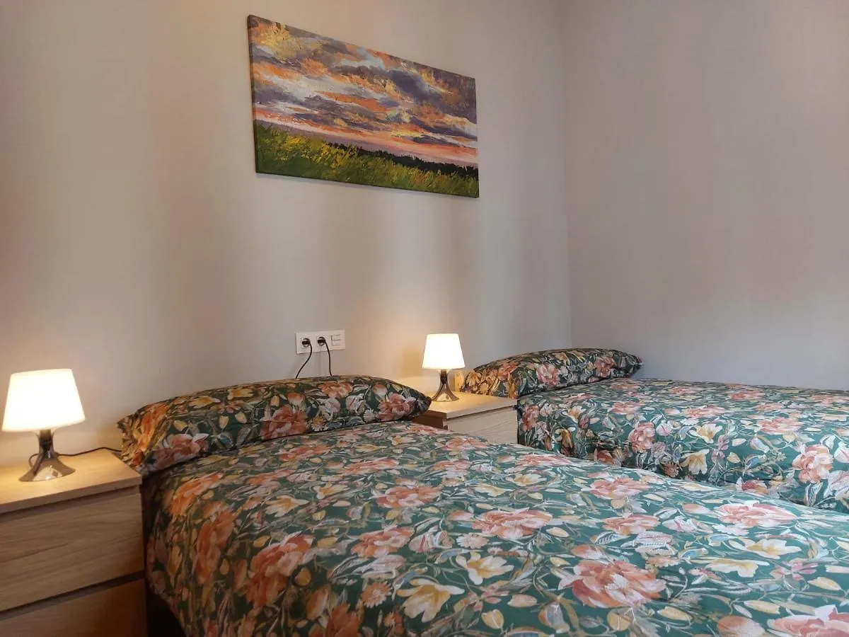 Habitacion En Apartamento Con Zonas Comunes Compartida H1 contacts